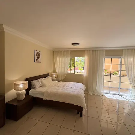 Duque Horizon Terrace דירה