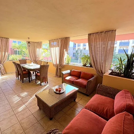Duque Horizon Terrace * אדחה